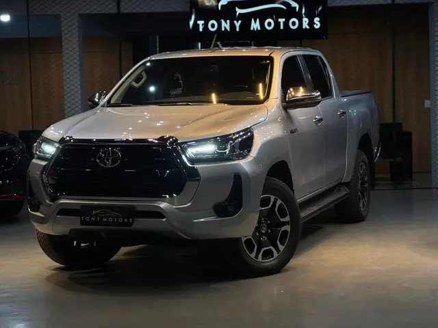 Carro Toyota Hilux Cabine Dupla 2025 SRV 4x4 2.8 Diesel
