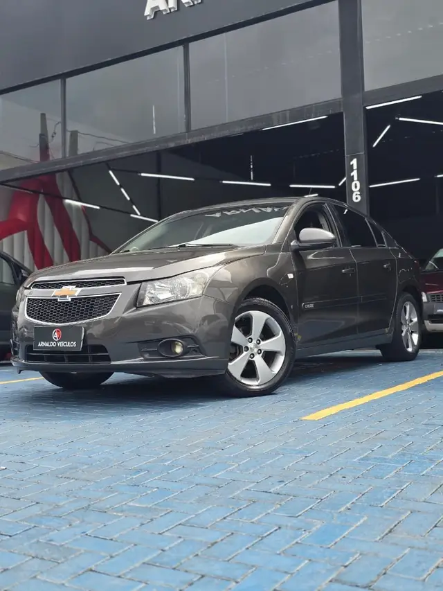 Carro Chevrolet Cruze 2014 LT 1.8 16V Ecotec (Flex)