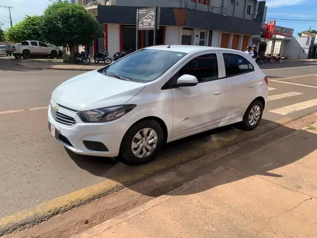 Carro Chevrolet Onix 2019 1.0 Joy SPE/4