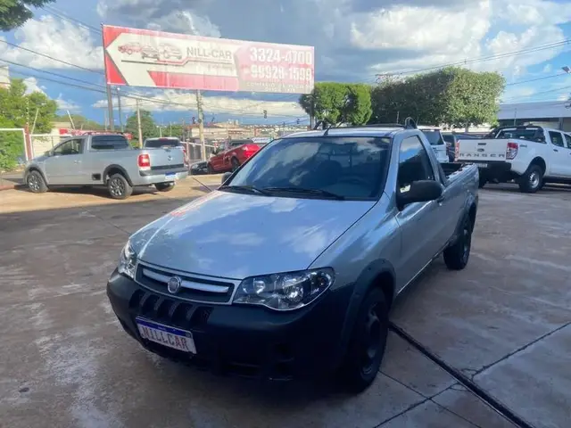 Carro Fiat Strada 2012 Celeb. 1.4 mpi Fire Flex 8V CE