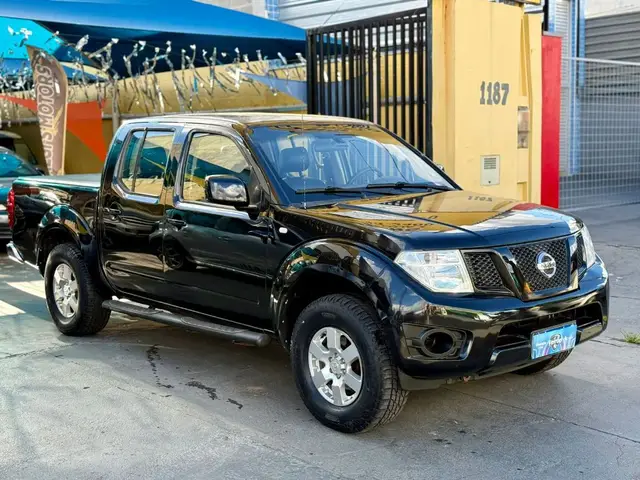 Carro Nissan Frontier 2014 2.5 TD CD 4x4 S
