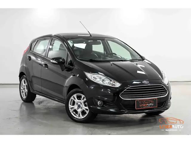 Carro Ford Fiesta Hatch 2014 1.6 (Aut.)