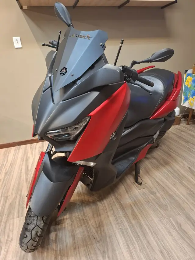 Moto Yamaha XMax 2021 250 (ABS)