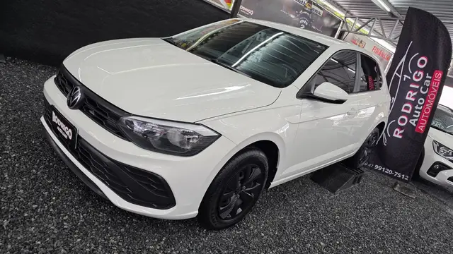 Carro Volkswagen Polo 2025 Track 1.0 Flex 12V 5p