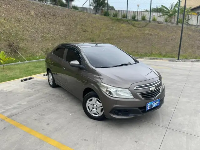Carro Chevrolet Prisma 2013 1.0 LT SPE/4