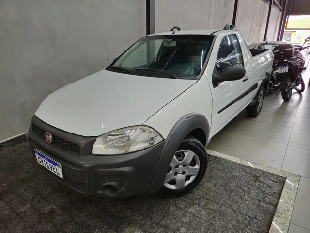 Carro Fiat Strada 2014 Working 1.4 (Flex) (Cabine Estendida)