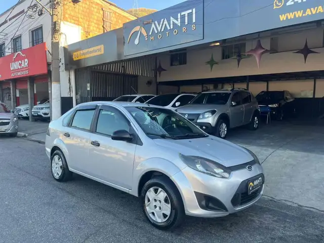 Carro Ford Fiesta Sedan 2011 1.0 (Flex)
