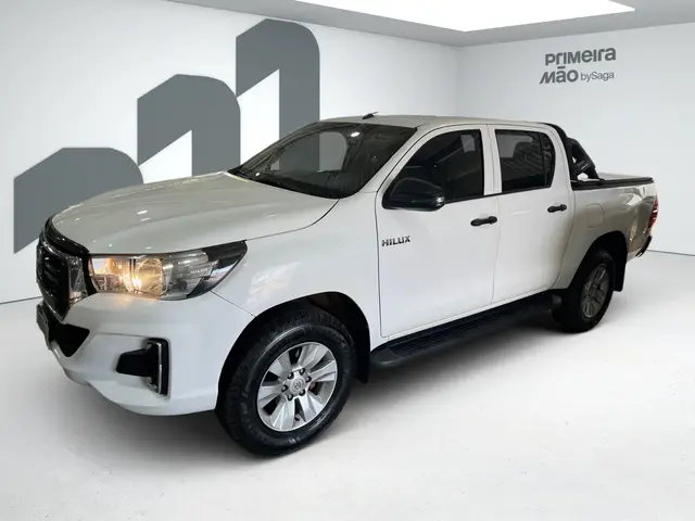 Carro Toyota Hilux Cabine Dupla 2020 Hilux 2.8 TDI CD STD Power Pack 4x4