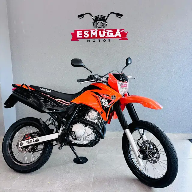 Moto Yamaha XTZ 250 Lander 2015 249 cc