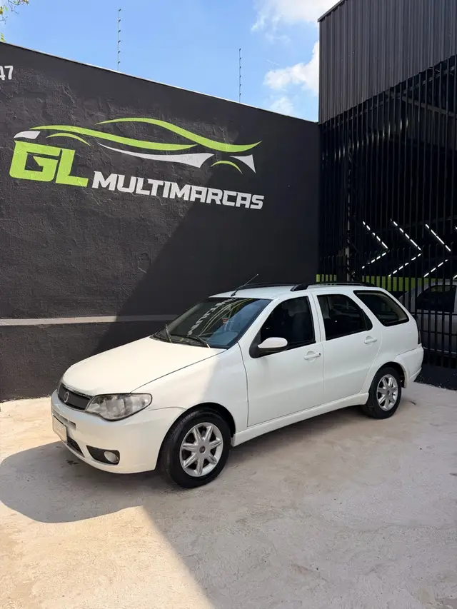 Carro Fiat Palio Weekend 2005 HLX 1.8 8V (Flex)