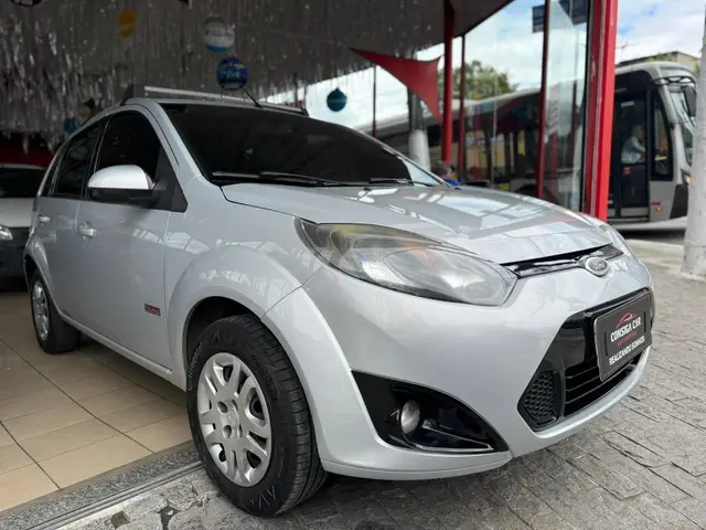 Carro Ford Fiesta Hatch 2012 1.6 (Flex)