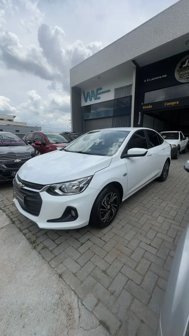 Carro Chevrolet Onix 2024 LT 1.0 Turbo