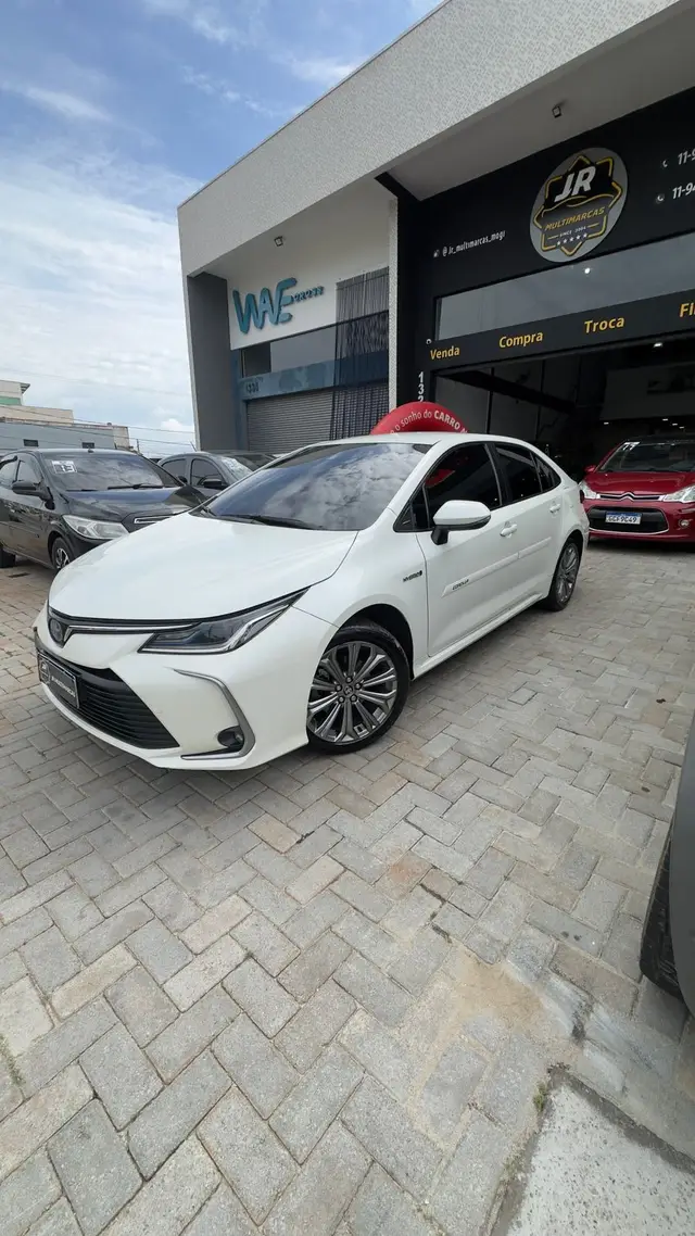 Carro Toyota Corolla 2021 1.8 VVT-I HYBRID FLEX ALTIS CVT