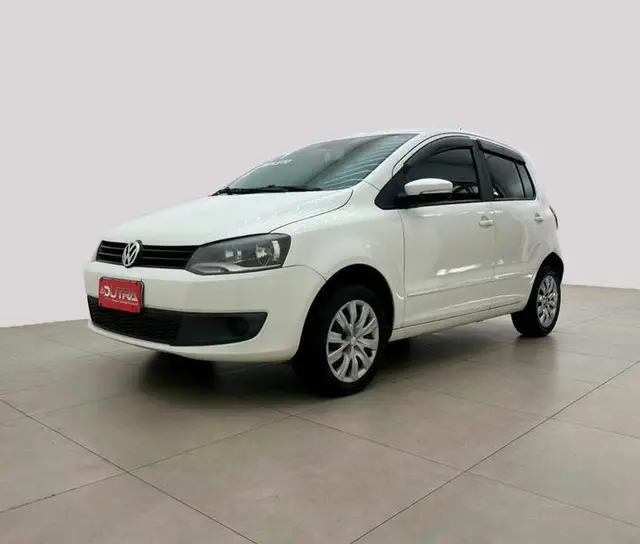 Carro Volkswagen Fox 2014 1.6 VHT (Flex)
