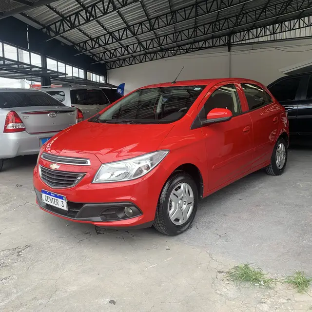 Carro Chevrolet Onix 2013 1.0 LT SPE/4