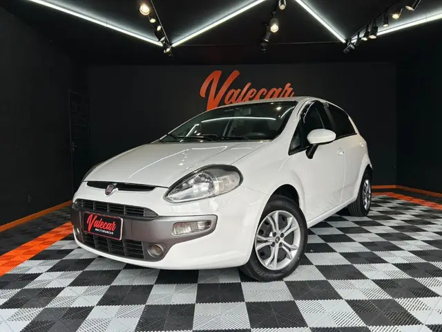 Carro Fiat Punto 2014 Essence 1.6 16V (Flex)