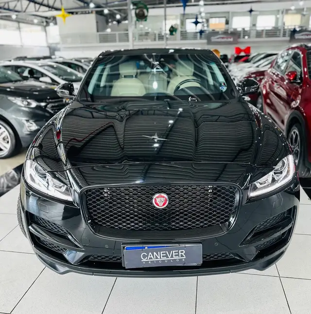 Carro Jaguar F-Pace 2018 2.0 Prestige 4WD