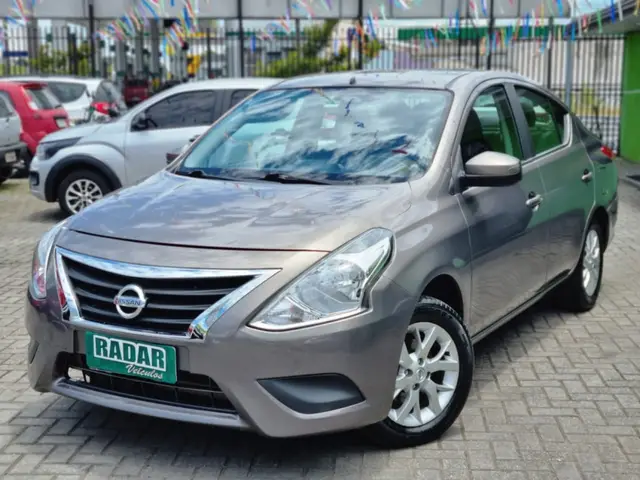 Carro Nissan Versa 2018 1.6 16V SV FlexStart CVT (Flex)