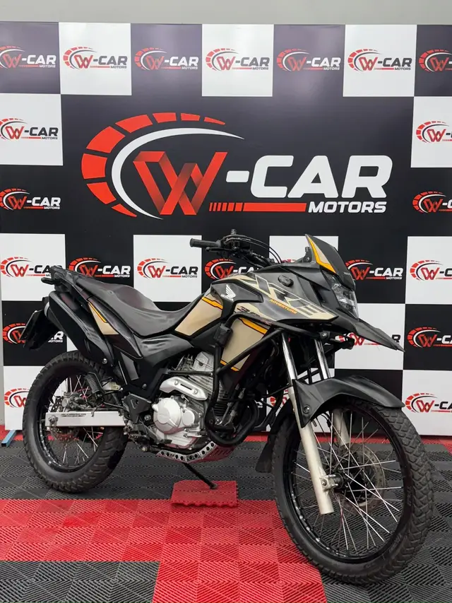 Moto Honda XRE 300 2023 Adventure
