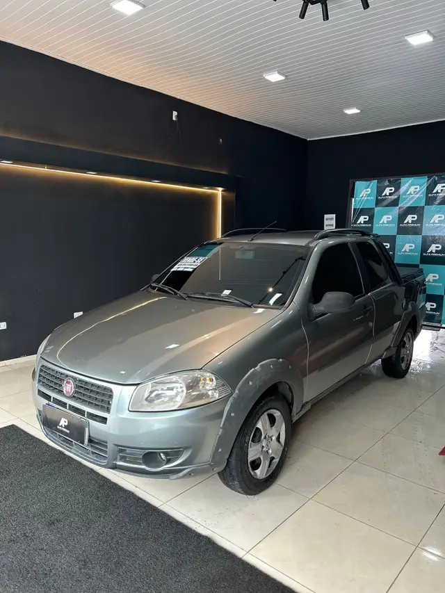 Carro Fiat Strada 2012 Working 1.4 (Flex) (Cabine Dupla)