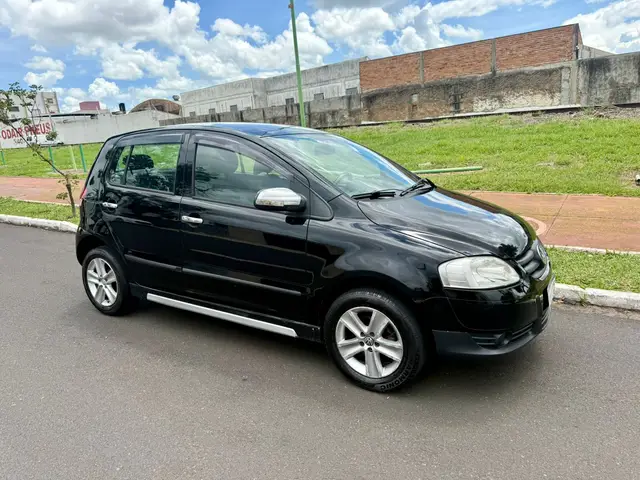 Carro Volkswagen Fox 2010 Plus 1.6 8V (Flex)