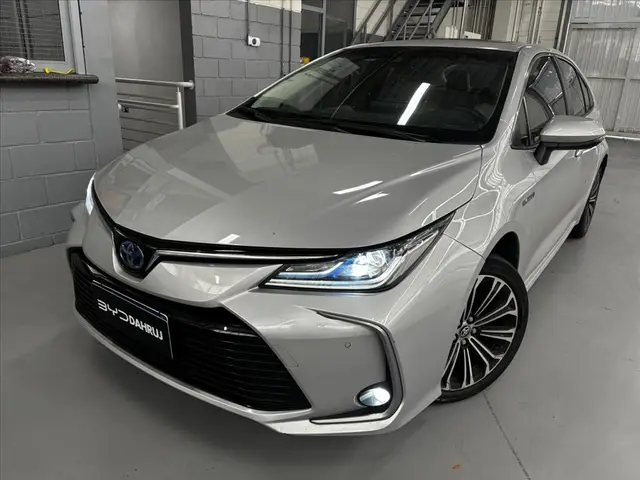 Carro Toyota Corolla 2023 Altis Hybrid Premium 1.8 Flex