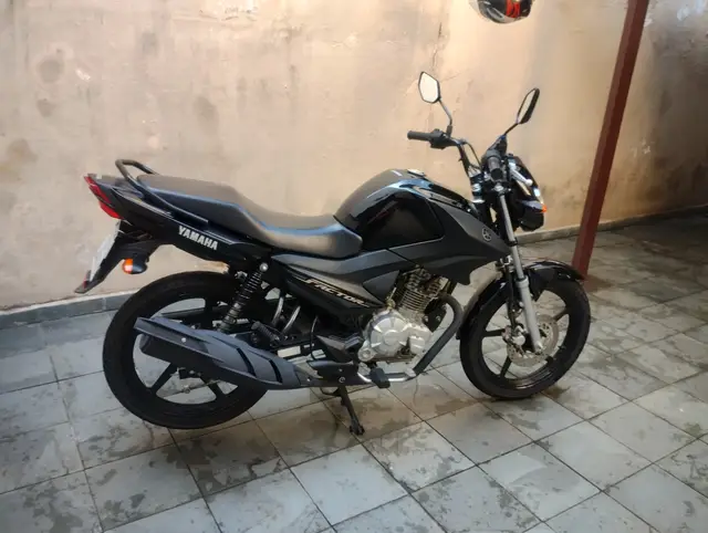 Moto Yamaha YBR 125i Factor 2023 UBS