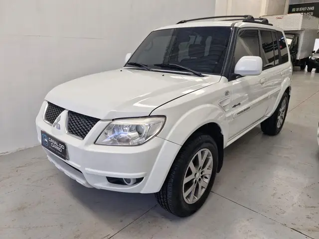 Carro Mitsubishi Pajero TR4 2015 2.0 16V 4X4 (Flex) (Aut)
