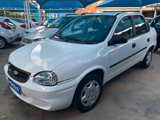 Carro Chevrolet Classic 2010 Life 1.0 VHCE (Flex)