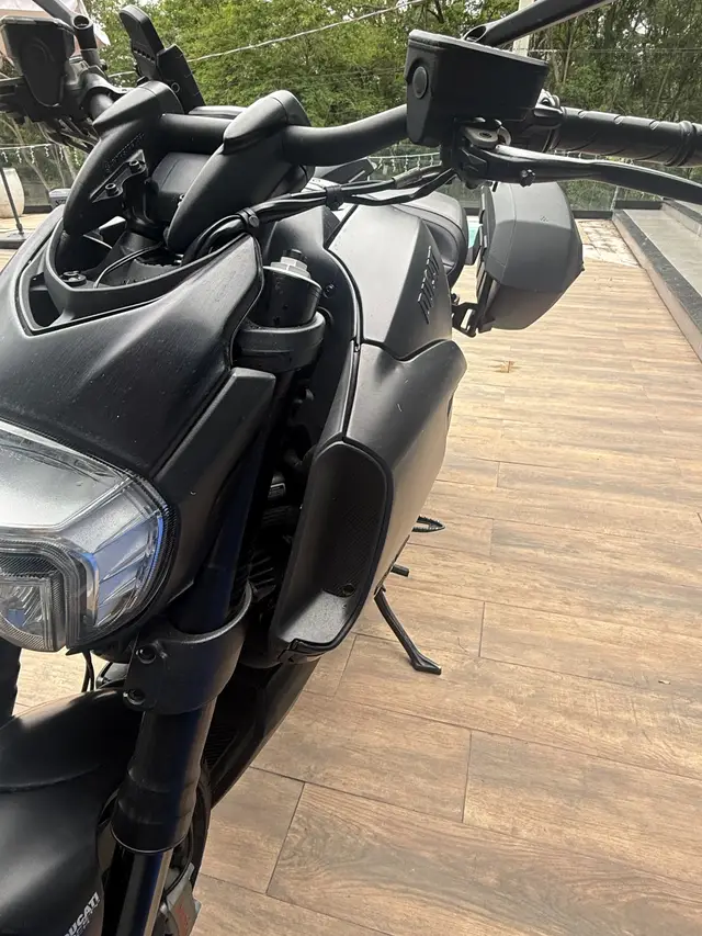 Moto Ducati Diavel 2015 1198 Dark