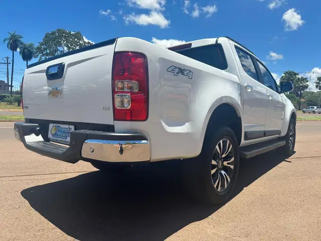 Carro Chevrolet S10 Cabine Dupla 2019 S10 2.5 ECOTEC SIDI LTZ 4WD (Cabine Dupla) (Aut)