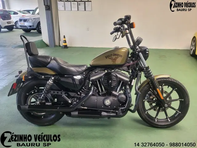 Moto Harley-Davidson Sportster XL 883 2017 XL 883N Iron