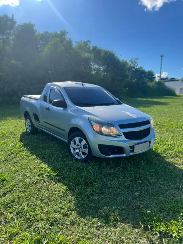 Carro Chevrolet Montana 2013 LS 1.4 (Flex)