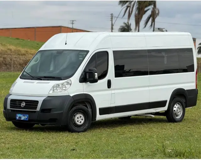 Carro Fiat Ducato 2019 2.3 TDI Minibus Executivo