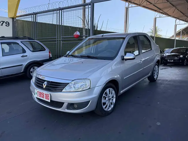 Carro Renault Logan 2013 Expression 1.0 16V (flex)