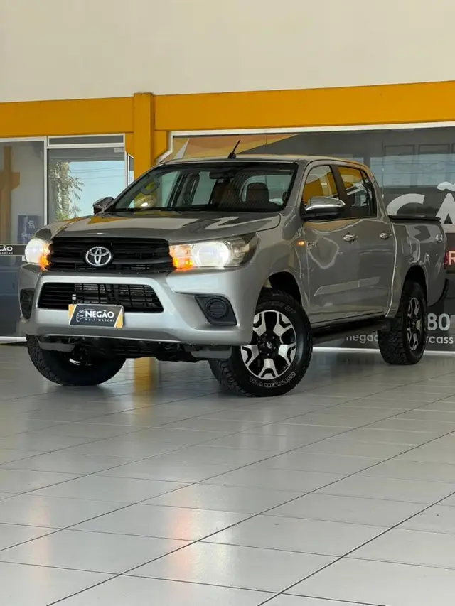Carro Toyota Hilux Cabine Dupla 2018 Hilux 2.8 TDI STD CD 4x4