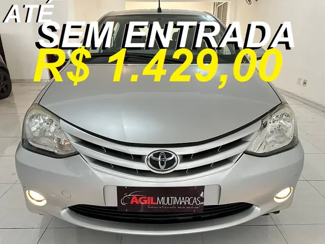 Carro Toyota Etios Sedan 2017 XLS 1.5 (Flex)