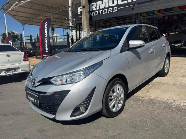 Carro Toyota Yaris 2019 1.3 XL (Flex)