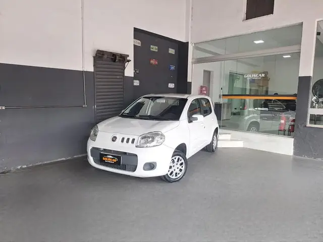Carro Fiat Uno 2014 Vivace 1.0 8V (Flex) 4p