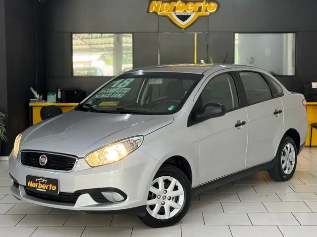 Carro Fiat Grand Siena 2018 Attractive 1.0 (Flex)