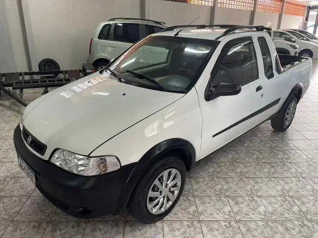 Carro Fiat Strada 2004 Adventure 1.8 8V (Cabine Estendida)
