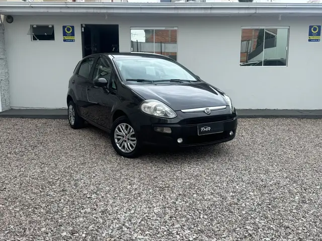 Carro Fiat Punto 2013 Attractive 1.4 (Flex)