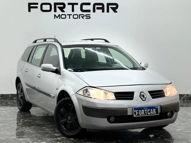 Carro Renault Megane Grand Tour 2008 Mégane Grand Tour Dynamique 2.0 16V (aut)