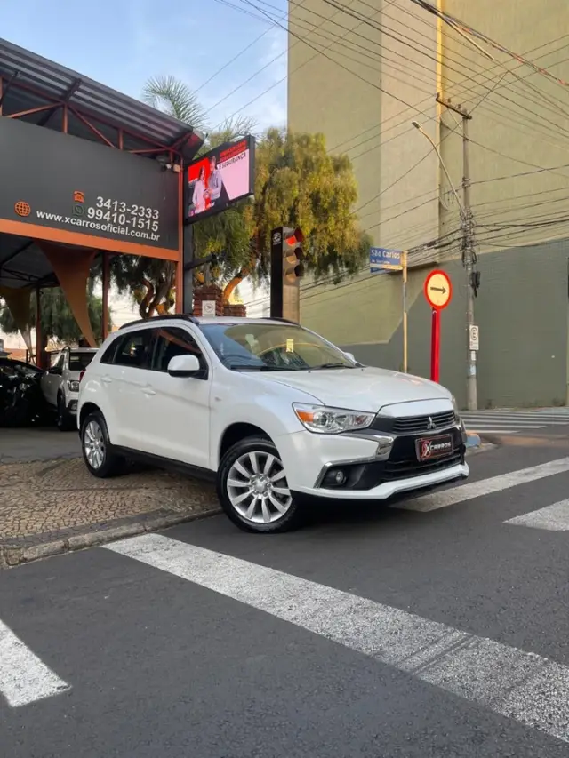 Carro Mitsubishi ASX 2017 2.0 16V 4x2 Flex Aut.