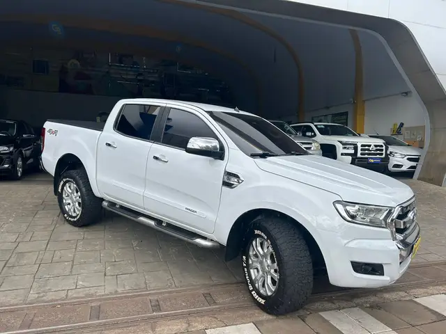 Carro Ford Ranger Cabine Dupla 2017 Ranger 3.2 XLT CD 4x4 (Aut)