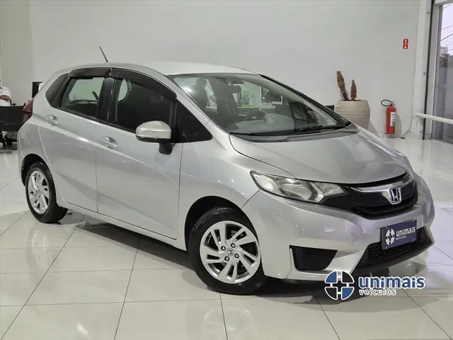 Carro Honda Fit 2015 1.5 16v LX CVT (Flex)