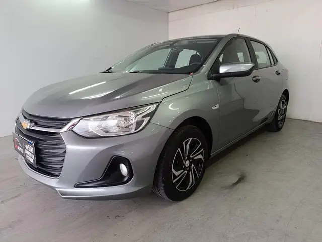 Carro Chevrolet Onix 2024 LT 1.0