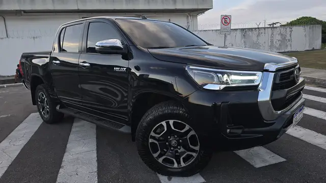 Carro Toyota Hilux Cabine Dupla 2022 SRV 2.8 TDI CD 4x4 (Aut)