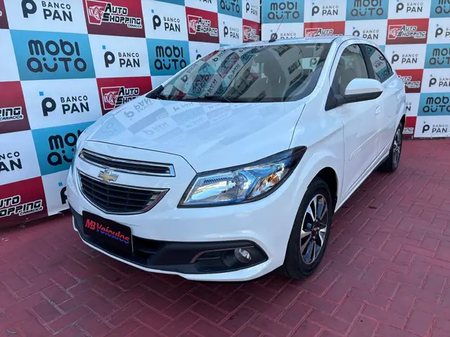Carro Chevrolet Onix 2015 1.4 LTZ SPE/4 (Aut)