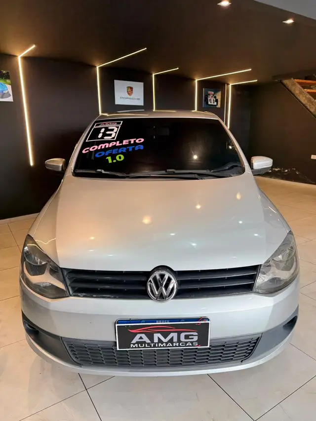 Carro Volkswagen Fox 2013 1.0 VHT (Flex) 4p